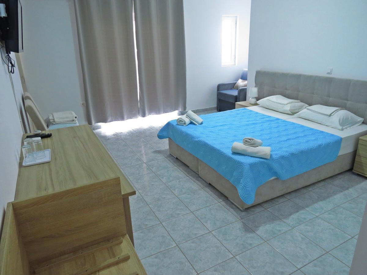 Loukas Beach Rooms Kiotari Zimmer foto